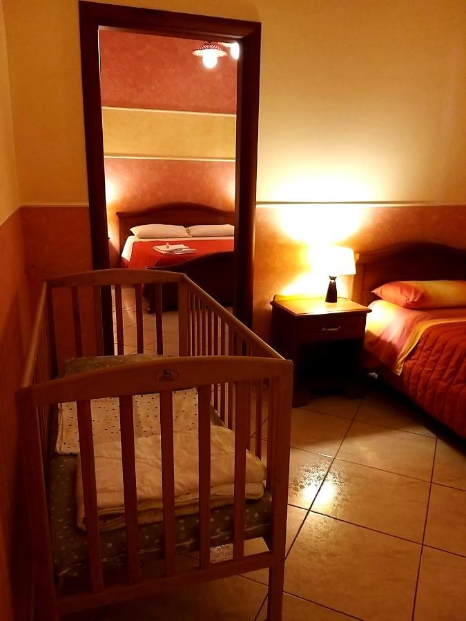 Maison 37, Exclusive Use Apartment For 5-6 People, 3 Bedrooms Palermo Exterior photo
