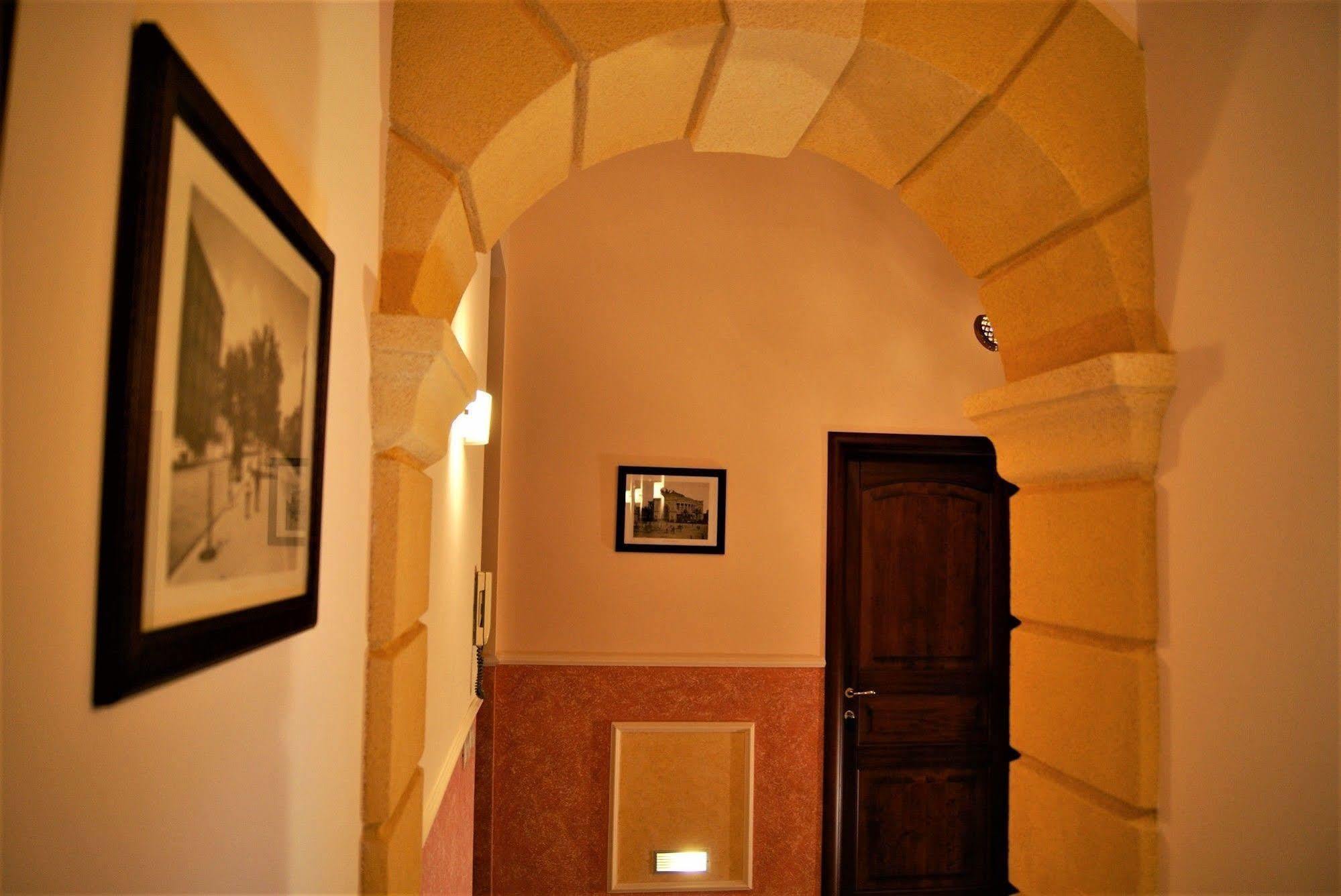 Maison 37, Exclusive Use Apartment For 5-6 People, 3 Bedrooms Palermo Exterior photo