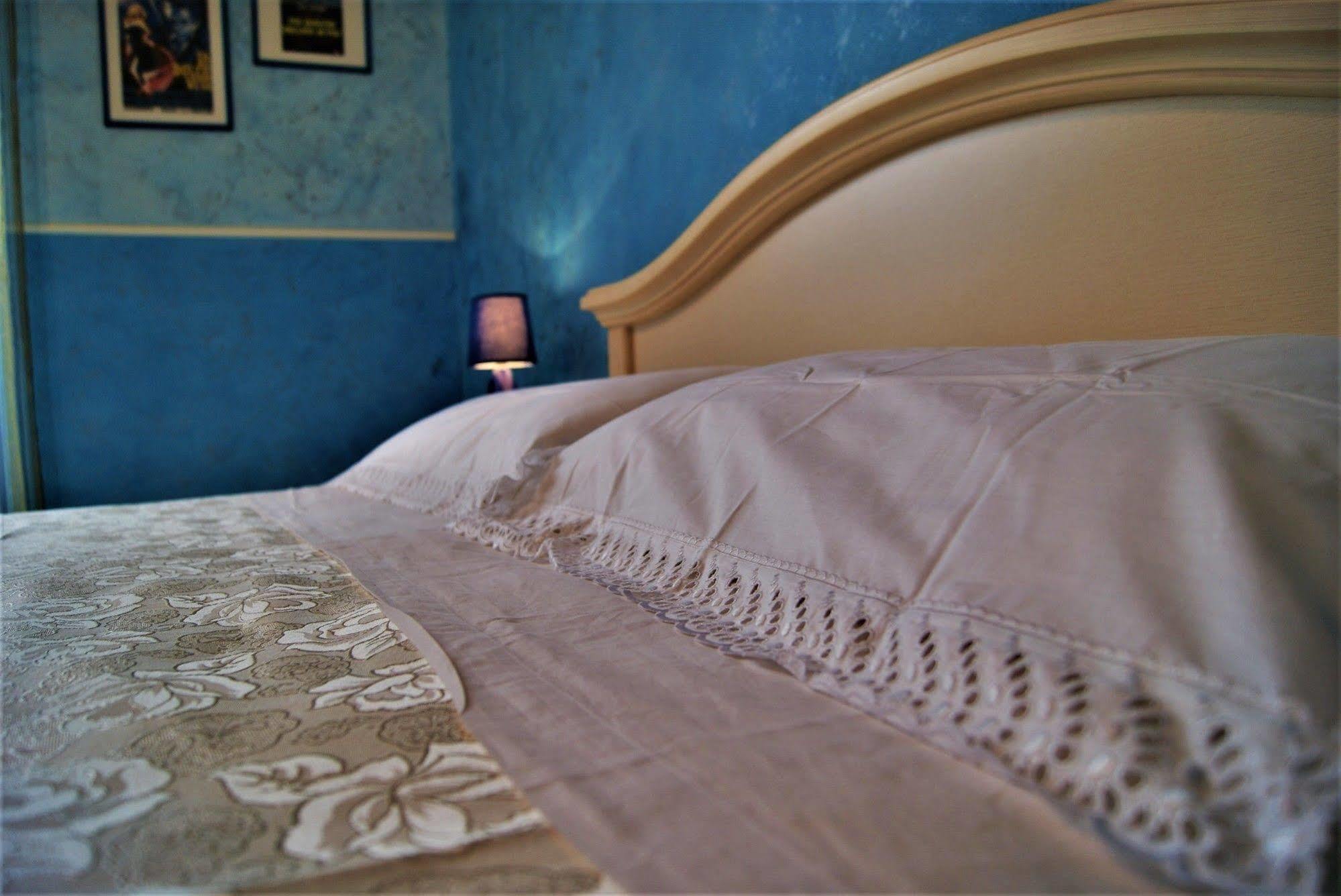 Maison 37, Exclusive Use Apartment For 5-6 People, 3 Bedrooms Palermo Exterior photo