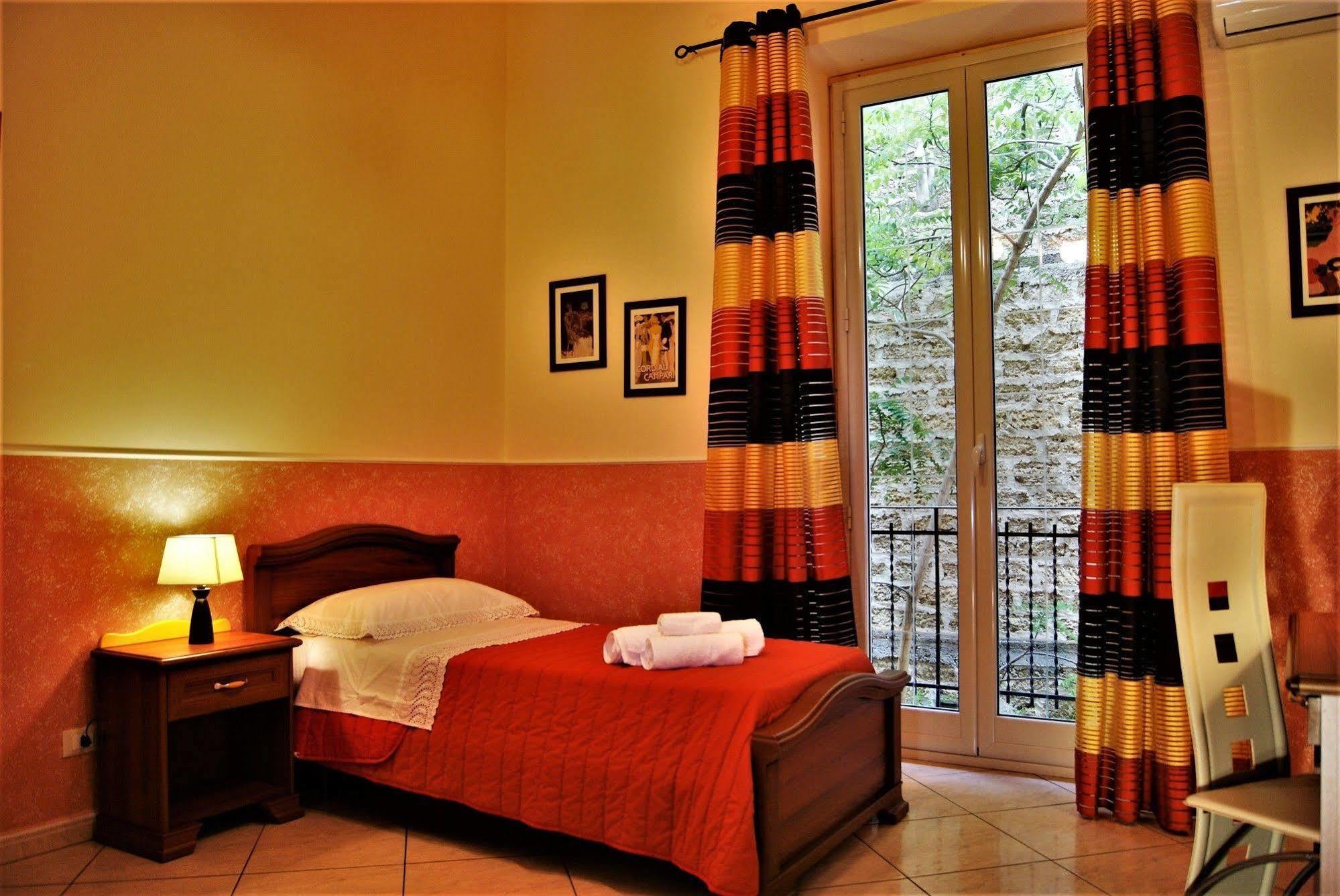 Maison 37, Exclusive Use Apartment For 5-6 People, 3 Bedrooms Palermo Exterior photo