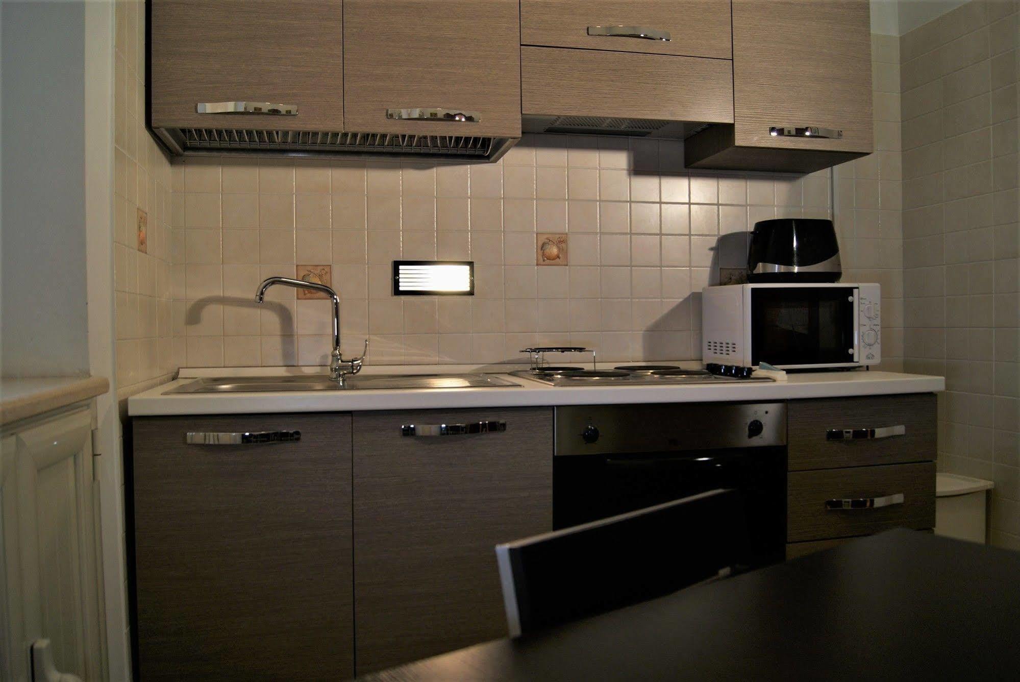Maison 37, Exclusive Use Apartment For 5-6 People, 3 Bedrooms Palermo Exterior photo